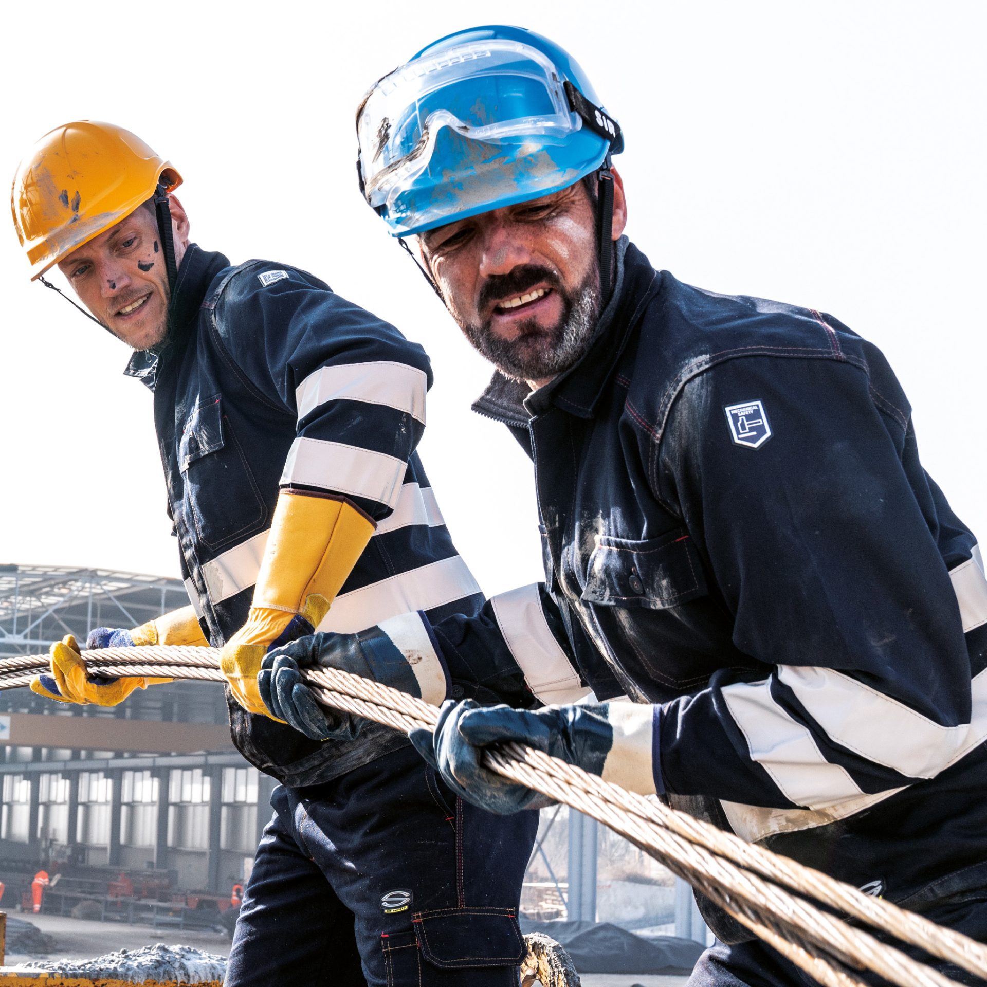 Pantaloni da lavoro, salopette e bermuda